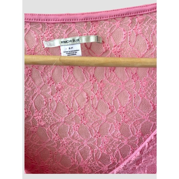 Urban Outfitters Kimchi Blue Daphne Lace Cropped Top Pink Sheer Women’s Small - Picture 6 of 8